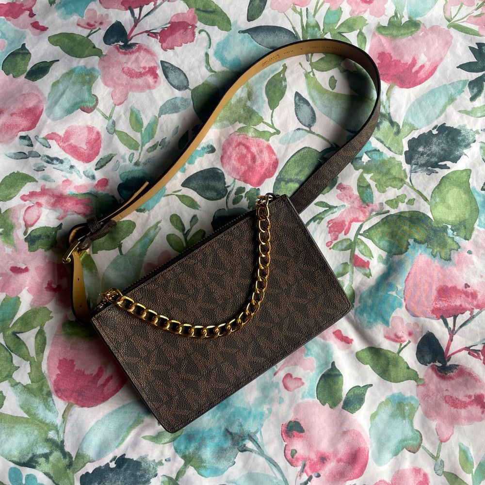 MK Belt bag size M